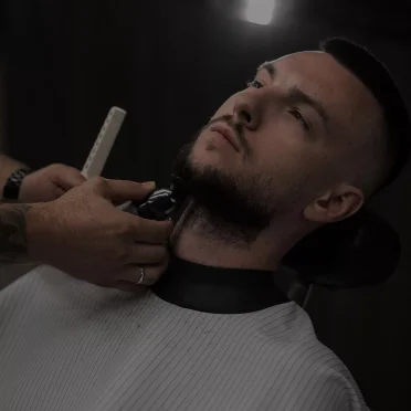 barbierit barbati in barbershop gudz in chisinau centru