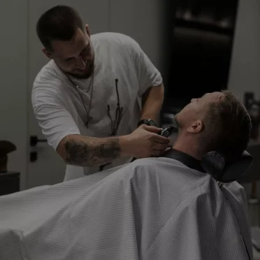 barbierit si tuns barbati in barbershop gudz in chisinau centru